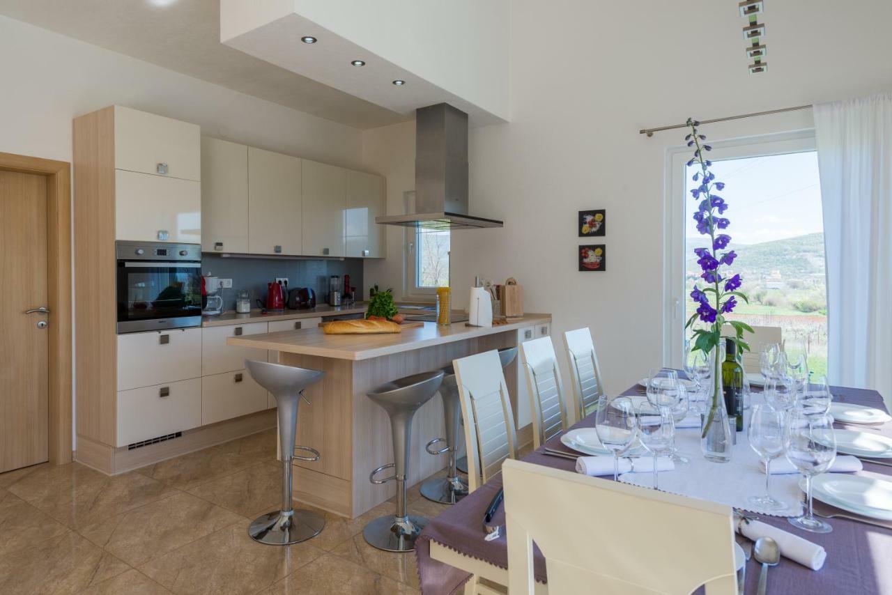 Luxury Villa Nadalina-Dicmo Dugopolje Zewnętrze zdjęcie