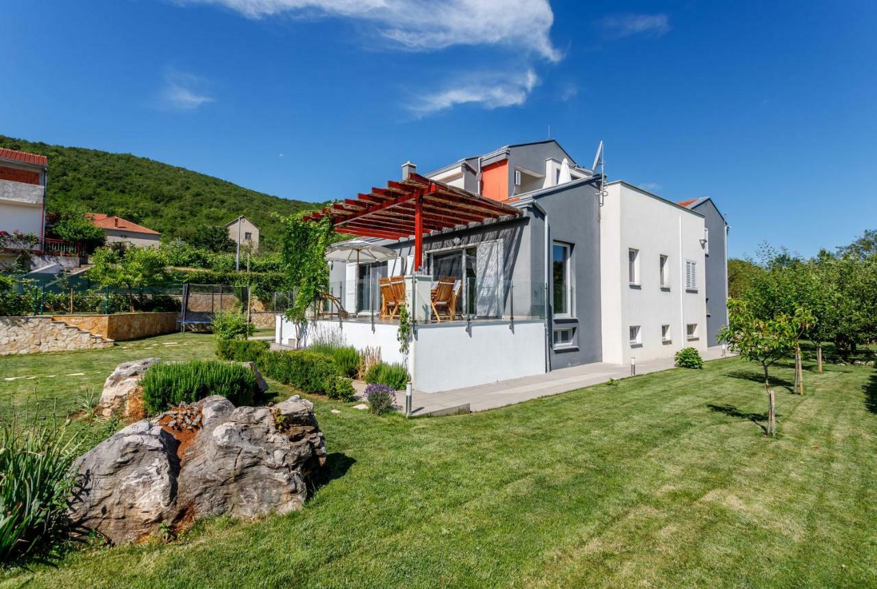Luxury Villa Nadalina-Dicmo Dugopolje Zewnętrze zdjęcie