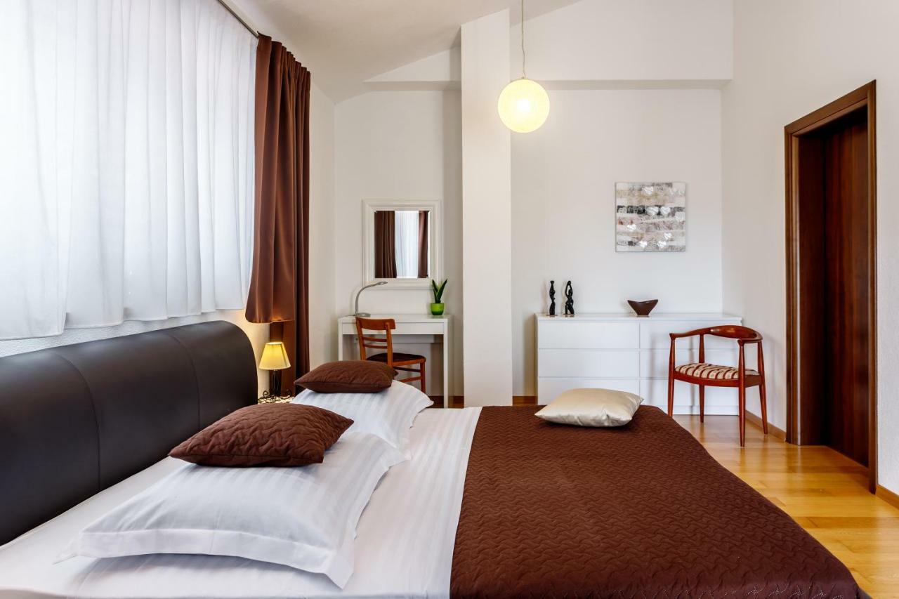 Luxury Villa Nadalina-Dicmo Dugopolje Zewnętrze zdjęcie