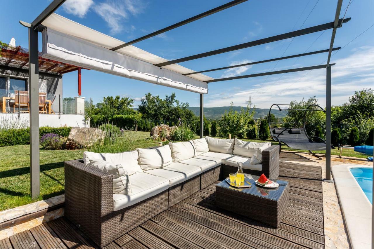 Luxury Villa Nadalina-Dicmo Dugopolje Zewnętrze zdjęcie
