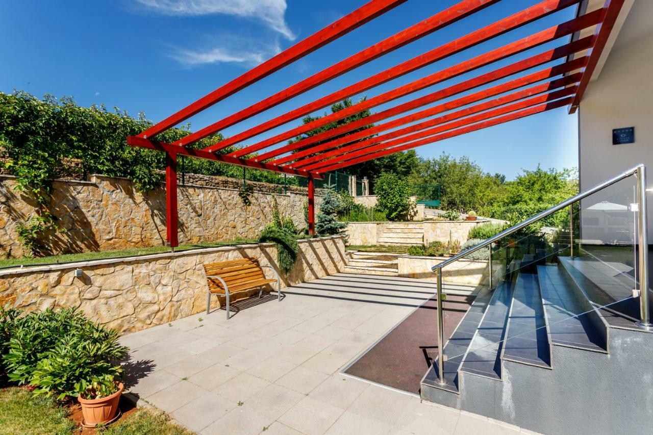 Luxury Villa Nadalina-Dicmo Dugopolje Zewnętrze zdjęcie