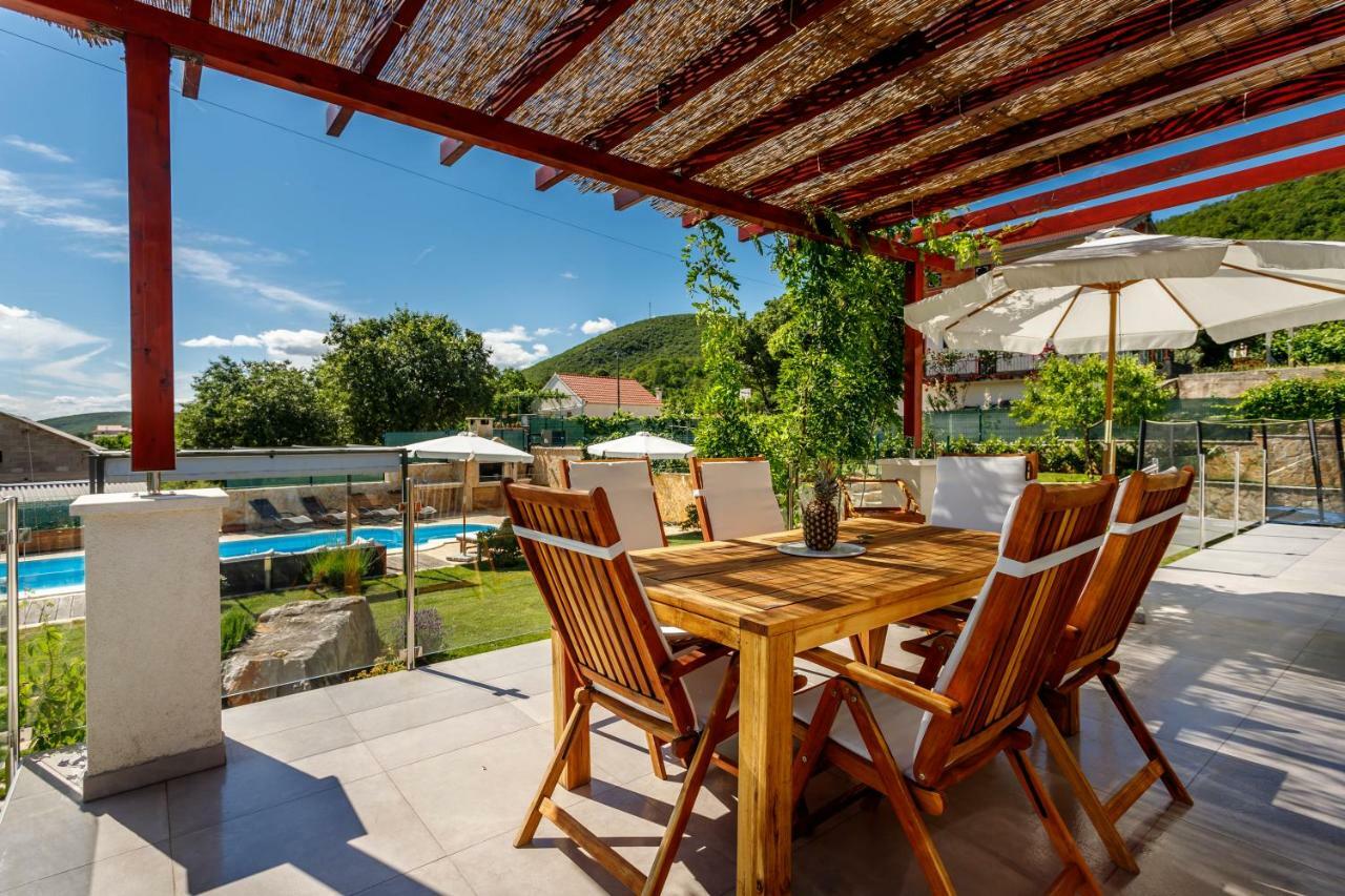 Luxury Villa Nadalina-Dicmo Dugopolje Zewnętrze zdjęcie